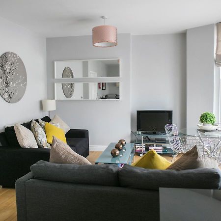 The Green House Classic 2 Bedroom Apartment ฮาร์โรเกต ภายนอก รูปภาพ